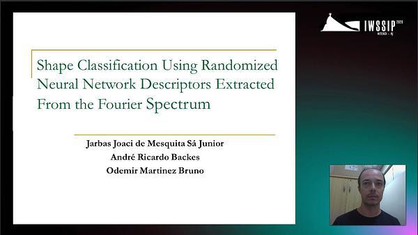 Shape Classification Using Randomized Neural Network Descriptors Extracted from the Fourier Spectrum